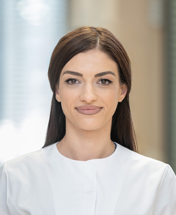 Աննա Արտյոմի Ադամյան